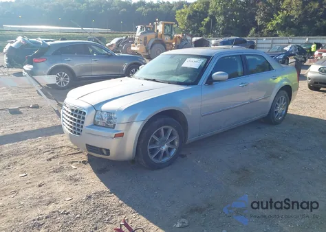2008 Chrysler 300 Touring from USA, damaged, VIN 2C3KK53G98H148832